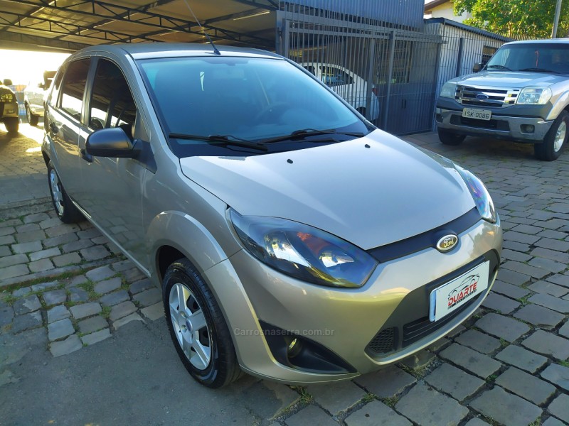 FIESTA 1.0 ROCAM HATCH 8V FLEX 4P MANUAL - 2011 - CAXIAS DO SUL
