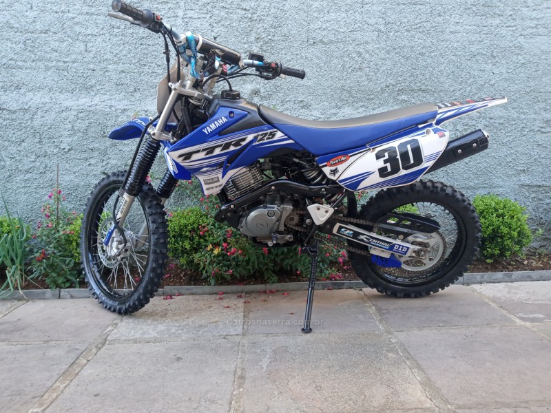 tt r 125le 2013 caxias do sul