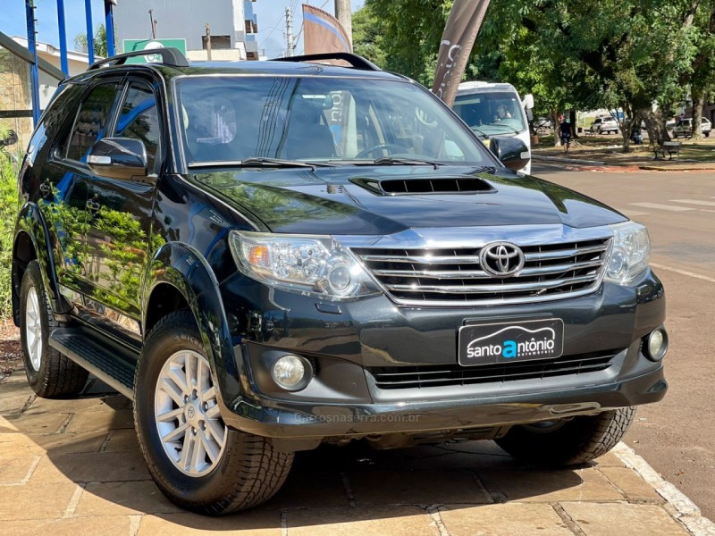 HILUX SW4 3.0 SRV 4X4 16V TURBO INTERCOOLER DIESEL 4P AUTOMÁTICO - 2013 - LAGOA VERMELHA