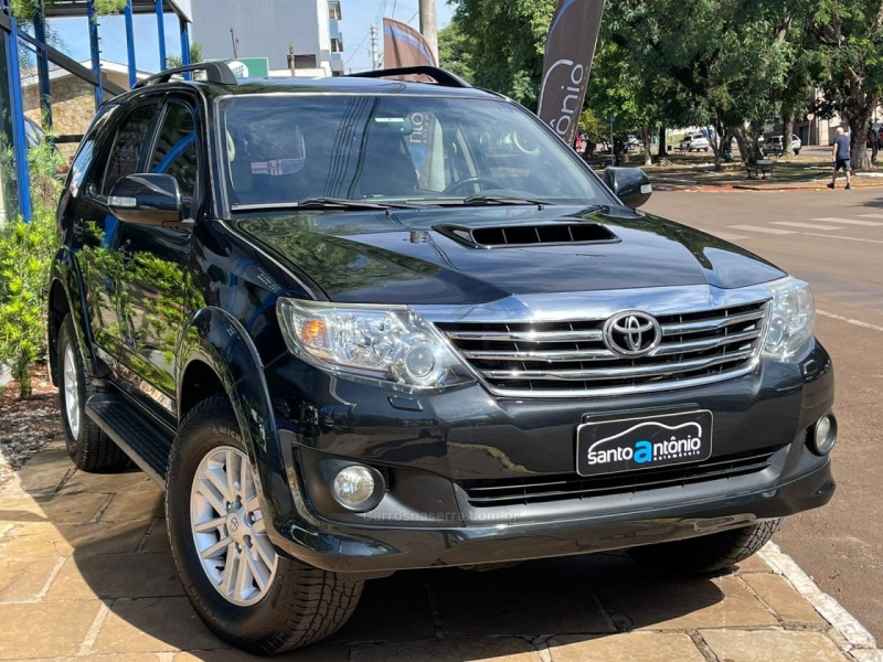 HILUX SW4 3.0 SRV 4X4 16V TURBO INTERCOOLER DIESEL 4P AUTOMÁTICO - 2013 - LAGOA VERMELHA