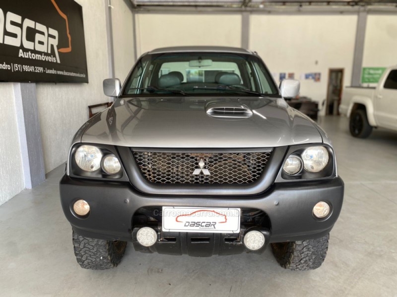 L200 2.5 SPORT HPE 4X4 CD 8V TURBO INTERCOOLER DIESEL 4P MANUAL - 2007 - BOM PRINCíPIO