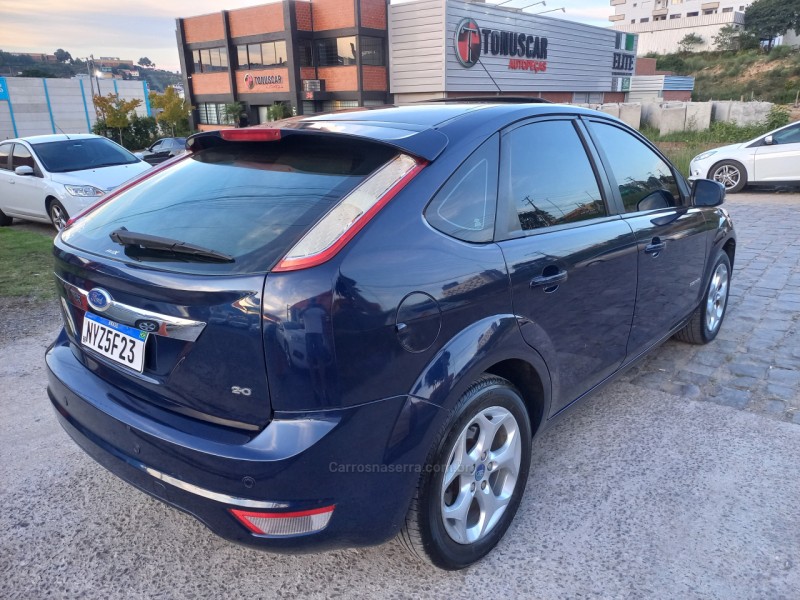 FOCUS 2.0 TITANIUM HATCH 16V FLEX 4P MANUAL - 2012 - FARROUPILHA