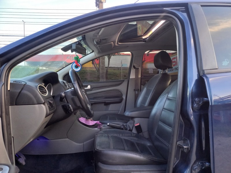 FOCUS 2.0 TITANIUM HATCH 16V FLEX 4P MANUAL - 2012 - FARROUPILHA