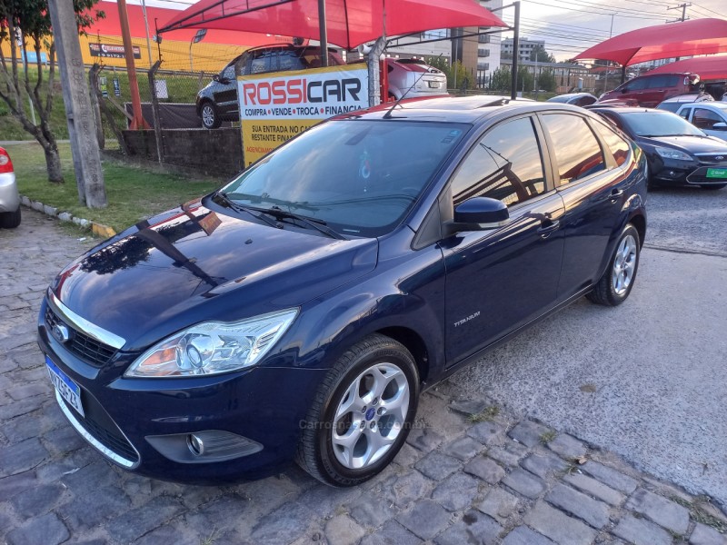 focus 2.0 titanium hatch 16v flex 4p manual 2012 farroupilha