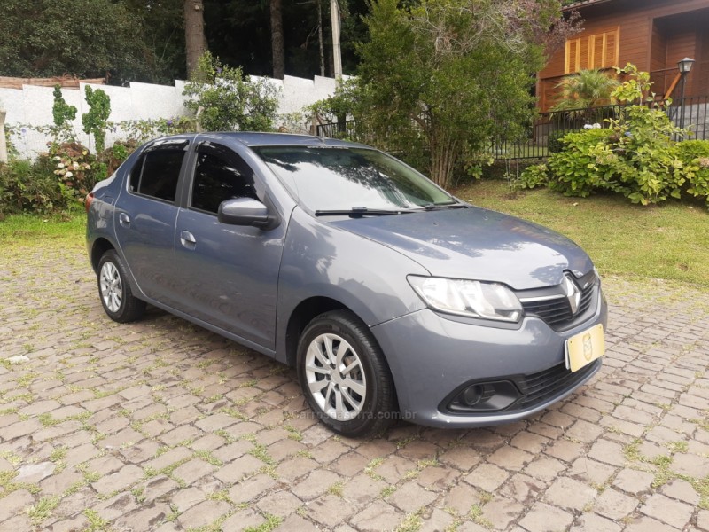 LOGAN 1.6 EXPRESSION 8V FLEX 4P MANUAL - 2014 - CANELA