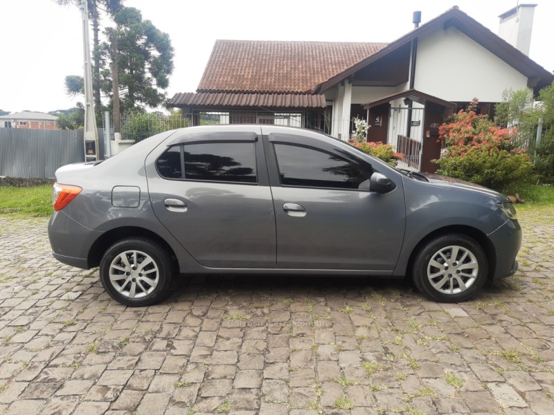 LOGAN 1.6 EXPRESSION 8V FLEX 4P MANUAL - 2014 - CANELA