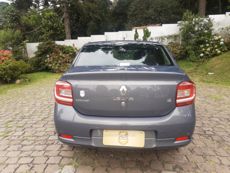 LOGAN 1.6 EXPRESSION 8V FLEX 4P MANUAL - 2014 - CANELA