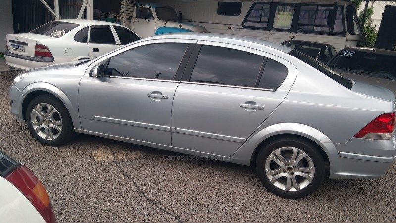 VECTRA 2.0 MPFI ELEGANCE 8V FLEX 4P MANUAL - 2010 - CAXIAS DO SUL