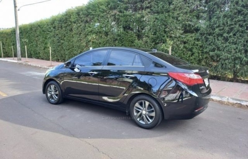 HB20S 1.6 PREMIUM 16V FLEX 4P AUTOMÁTICO - 2015 - CAMPO BOM