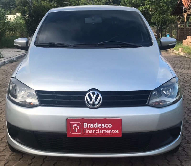 FOX 1.0 MI 8V FLEX 4P MANUAL - 2010 - TRêS COROAS