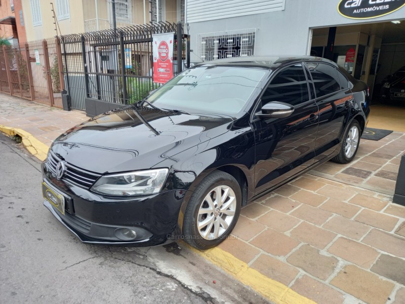 JETTA 2.0 COMFORTLINE FLEX 4P TIPTRONIC - 2012 - CAXIAS DO SUL