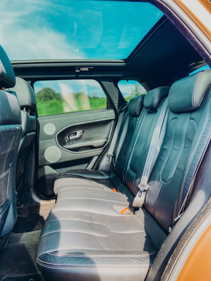 RANGE ROVER EVOQUE 2.0 DYNAMIC TECH 4WD 16V GASOLINA 4P AUTOMÁTICO - 2015 - LAJEADO