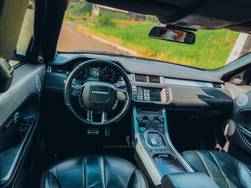 RANGE ROVER EVOQUE 2.0 DYNAMIC TECH 4WD 16V GASOLINA 4P AUTOMÁTICO - 2015 - LAJEADO