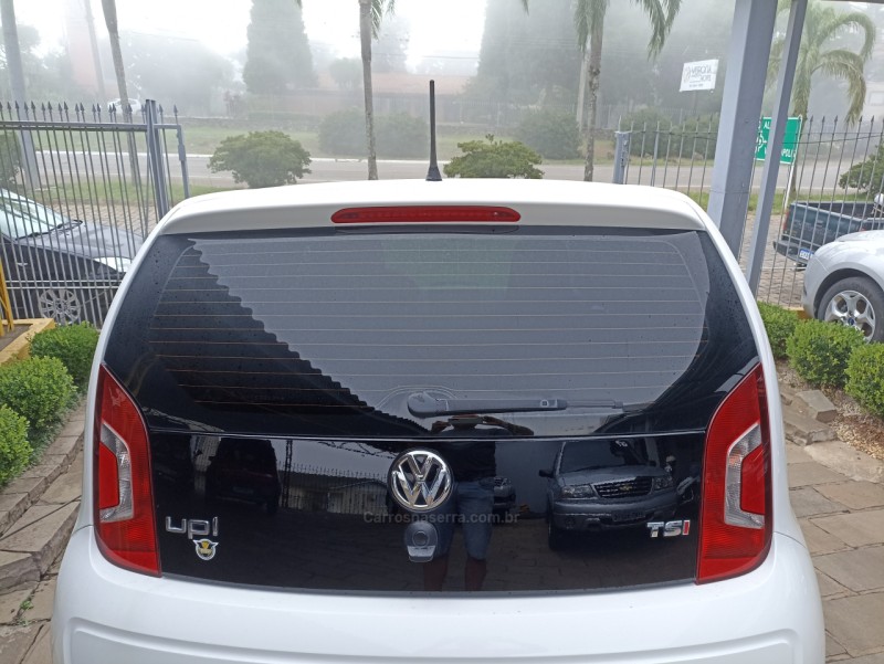 UP 1.0 TSI MOVE UP 12V FLEX 4P MANUAL - 2017 - VERANóPOLIS