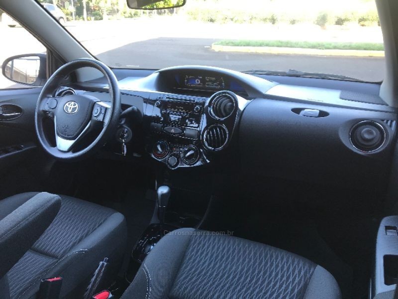 ETIOS 1.5 X PLUS SEDAN 16V FLEX 4P AUTOMÁTICO - 2020 - TEUTôNIA