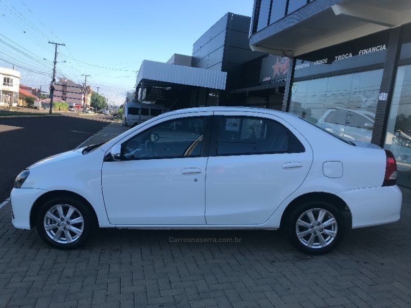 ETIOS 1.5 X PLUS SEDAN 16V FLEX 4P AUTOMÁTICO - 2020 - TEUTôNIA