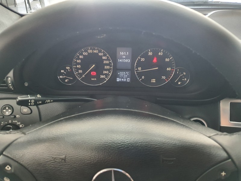 C 230 K 1.8 KOMPRESSOR AVANTGARDE 16V GASOLINA 4P AUTOMATICO - 2005 - GRAVATAí