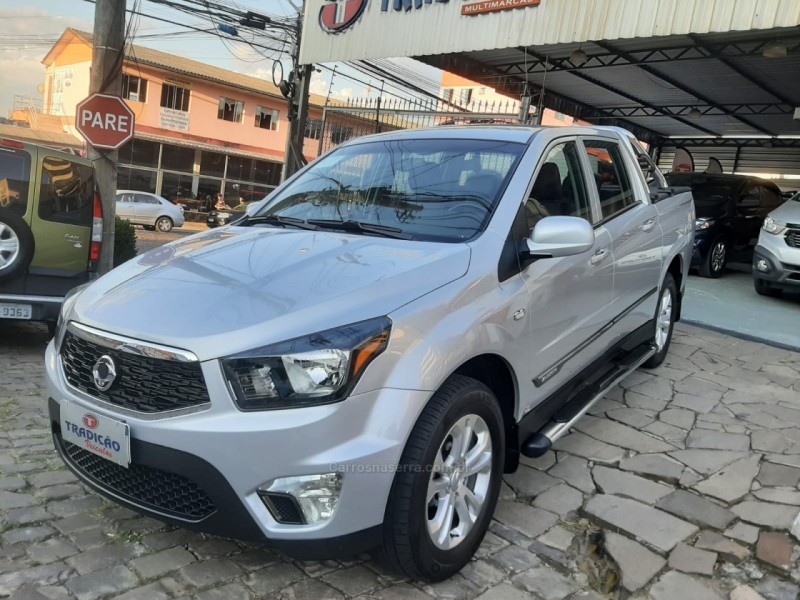 actyon sports 2.2 xdi220 diesel cd 4wd automatico  2018 caxias do sul