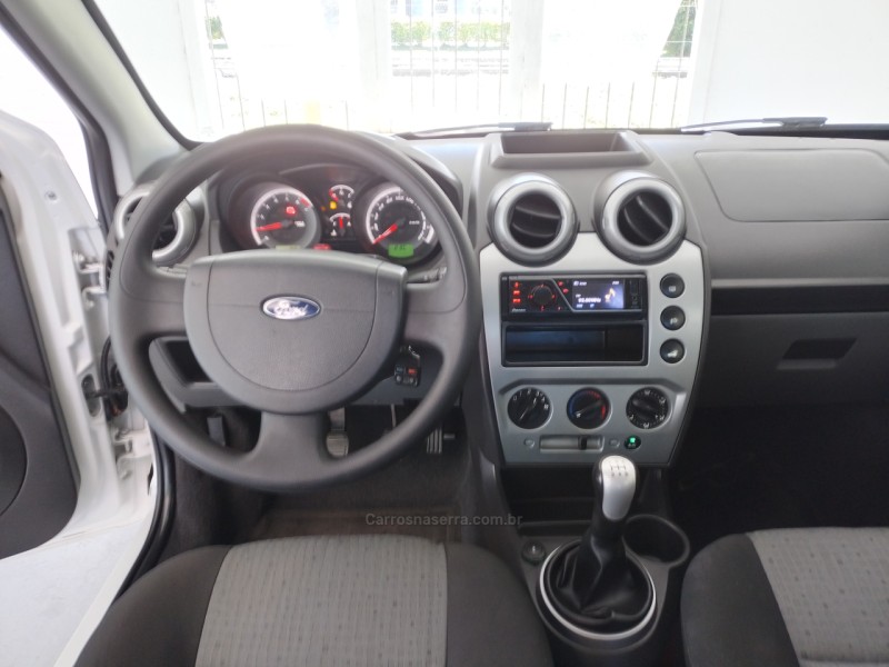 FIESTA 1.6 MPI CLASS SEDAN 8V FLEX 4P MANUAL - 2013 - BENTO GONçALVES