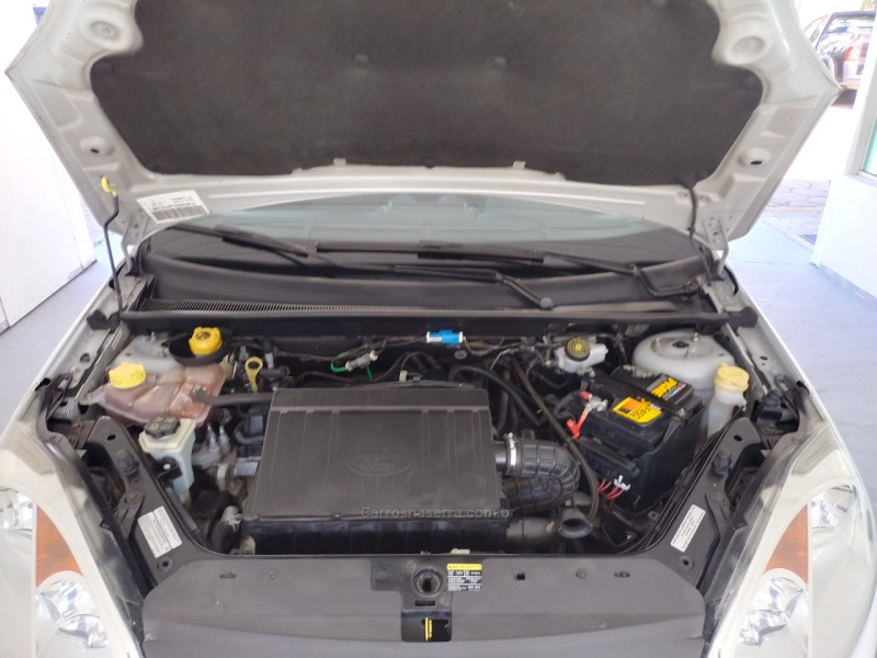 FIESTA 1.6 MPI CLASS SEDAN 8V FLEX 4P MANUAL - 2013 - BENTO GONçALVES