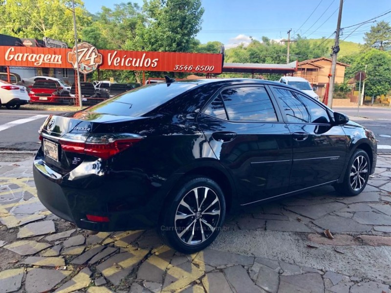 COROLLA 1.8 GLI 16V FLEX 4P AUTOMÁTICO - 2018 - TRêS COROAS