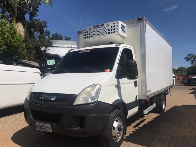 daily truck 70c17 2013 portao