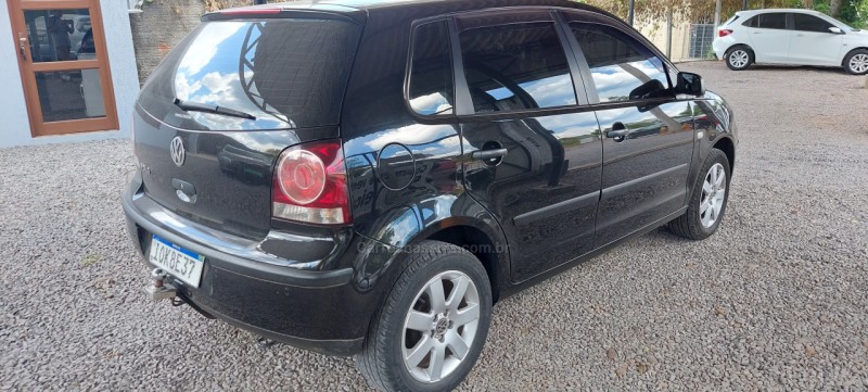 POLO 1.6 MI 8V FLEX 4P MANUAL - 2008 - BOM PRINCíPIO