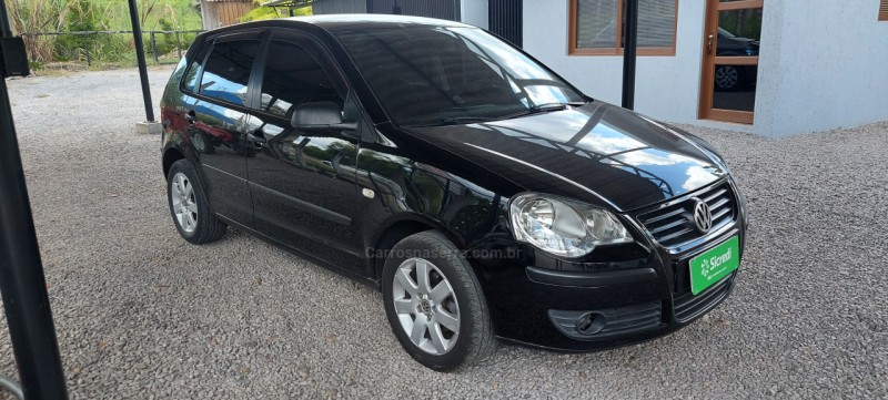 POLO 1.6 MI 8V FLEX 4P MANUAL - 2008 - BOM PRINCíPIO