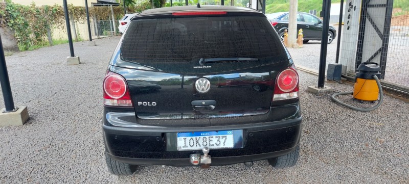 POLO 1.6 MI 8V FLEX 4P MANUAL - 2008 - BOM PRINCíPIO