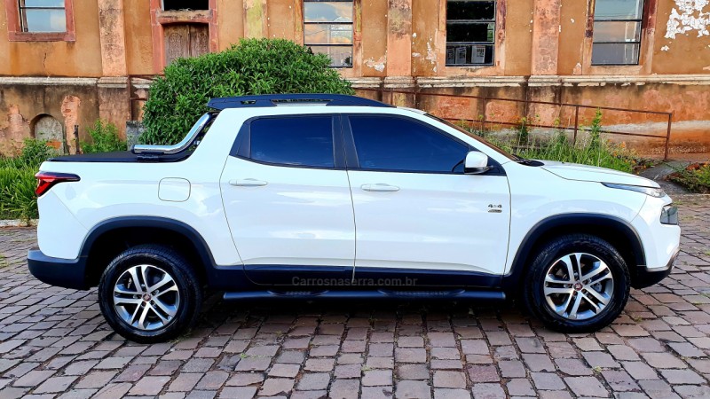 TORO 2.0 16V TURBO DIESEL FREEDOM 4WD AT9 AUTOMÁTICO - 2019 - IVOTI