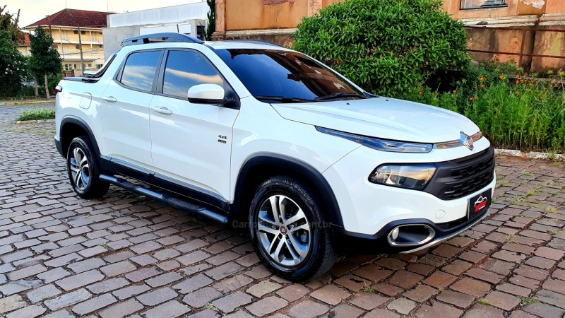 TORO 2.0 16V TURBO DIESEL FREEDOM 4WD AT9 AUTOMÁTICO - 2019 - IVOTI