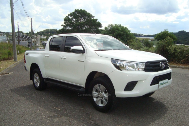 HILUX 2.8 STD 4X4 CD 16V DIESEL 4P MANUAL - 2019 - FLORES DA CUNHA