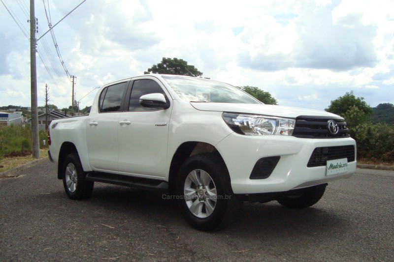 HILUX 2.8 STD 4X4 CD 16V DIESEL 4P MANUAL - 2019 - FLORES DA CUNHA
