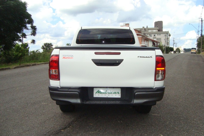 HILUX 2.8 STD 4X4 CD 16V DIESEL 4P MANUAL - 2019 - FLORES DA CUNHA