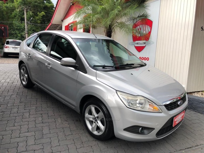 FOCUS 2.0 FC 16V FLEX 4P AUTOMÁTICO