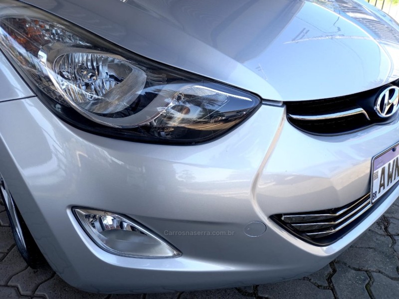 ELANTRA 1.8 GLS 16V FLEX AUTOMÁTICO - 2013 - SãO SEBASTIãO DO CAí