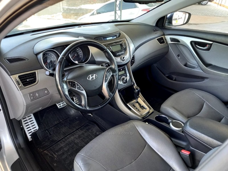 ELANTRA 1.8 GLS 16V FLEX AUTOMÁTICO - 2013 - SãO SEBASTIãO DO CAí