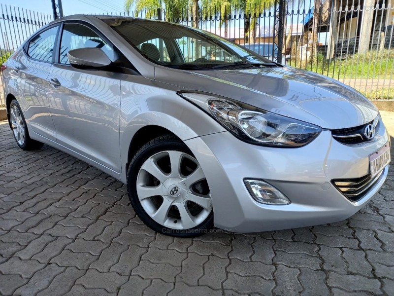 ELANTRA 1.8 GLS 16V FLEX AUTOMÁTICO - 2013 - SãO SEBASTIãO DO CAí