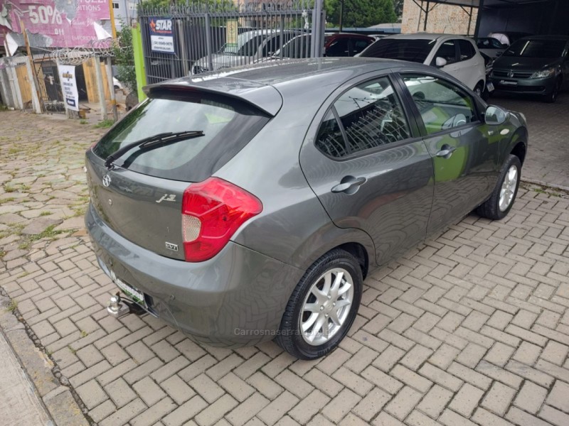 J3 1.4 16V GASOLINA 4P MANUAL - 2012 - CAXIAS DO SUL