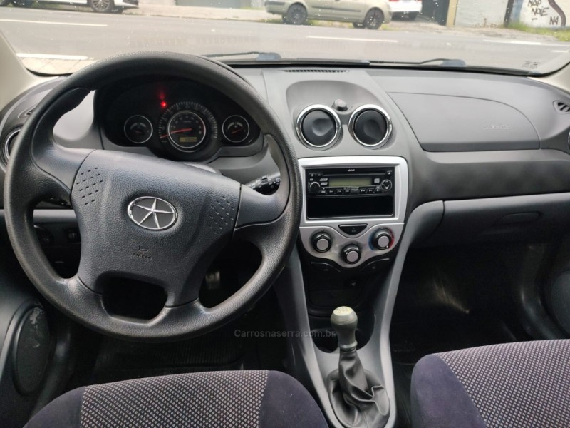 J3 1.4 16V GASOLINA 4P MANUAL - 2012 - CAXIAS DO SUL