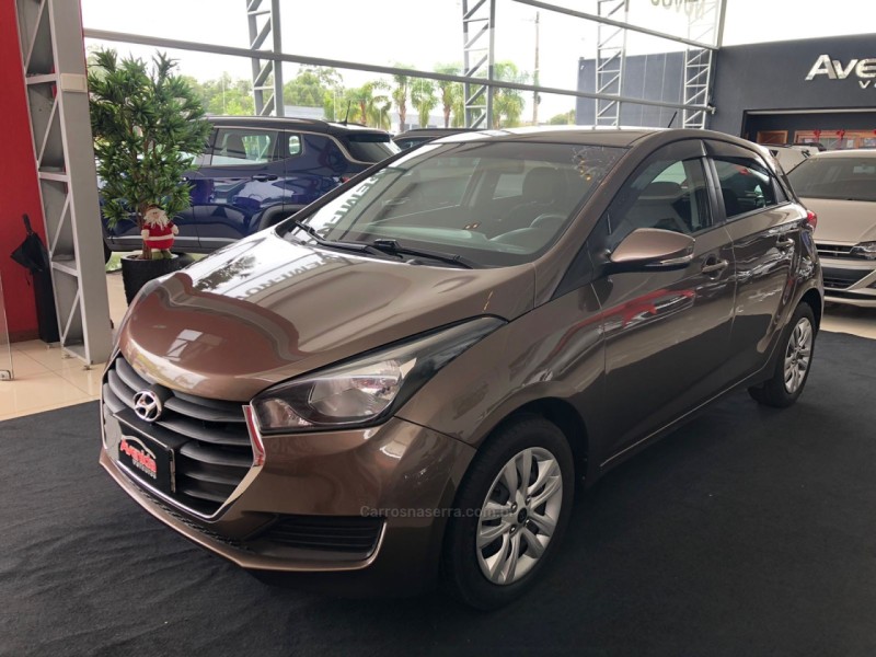 HB20 1.6 COMFORT PLUS 16V FLEX 4P MANUAL - 2016 - IGREJINHA