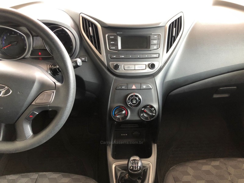 HB20 1.6 COMFORT PLUS 16V FLEX 4P MANUAL - 2016 - IGREJINHA