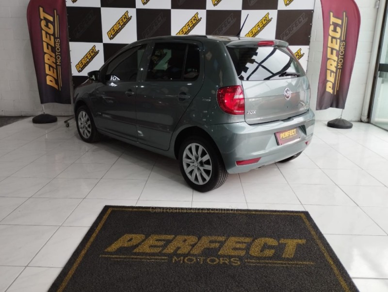 FOX 1.6 MI PLUS 8V FLEX 4P MANUAL - 2012 - PORTãO