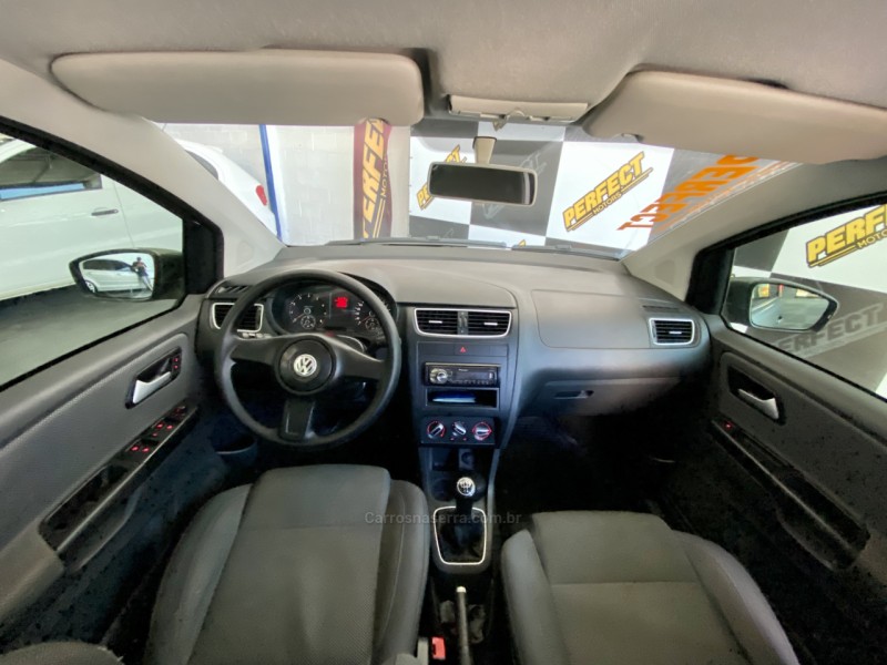 FOX 1.6 MI PLUS 8V FLEX 4P MANUAL - 2012 - PORTãO