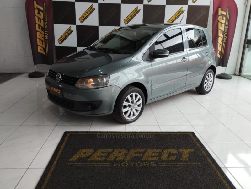 FOX 1.6 MI PLUS 8V FLEX 4P MANUAL - 2012 - PORTãO