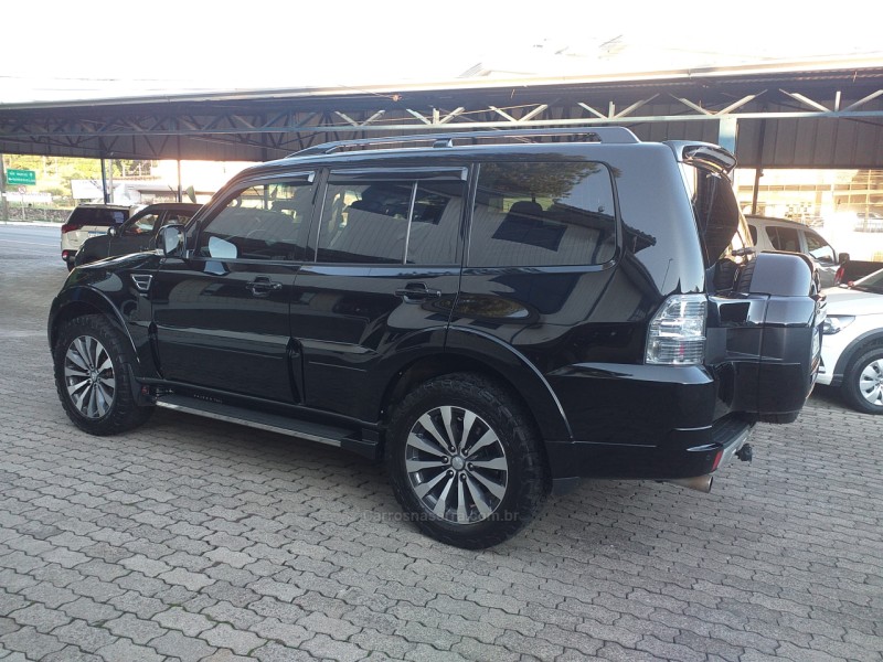 PAJERO FULL 3.2 HPE 4X4 16V TURBO INTERCOOLER DIESEL 4P AUTOMÁTICO - 2019 - CAXIAS DO SUL