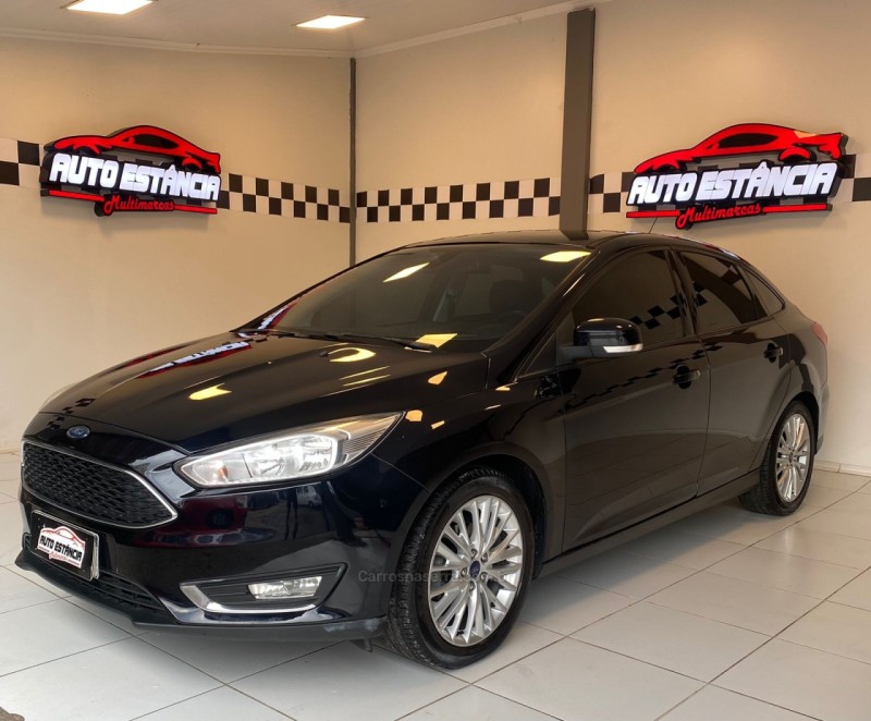 FOCUS 2.0 TITANIUM SEDAN 16V FLEX 4P AUTOMÁTICO