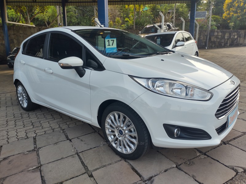 fiesta 1.6 titanium hatch 16v flex 4p automatico 2017 bento goncalves