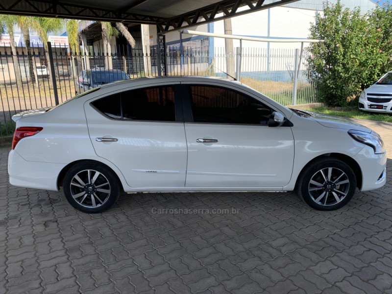 VERSA 1.6 16V FLEX UNIQUE 4P XTRONIC - 2018 - SãO SEBASTIãO DO CAí