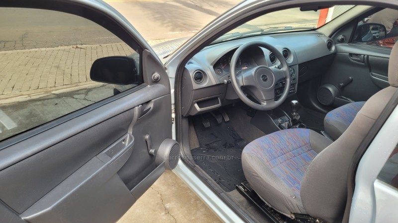 CELTA 1.0 MPFI SPIRIT 8V FLEX 2P MANUAL - 2011 - CAXIAS DO SUL